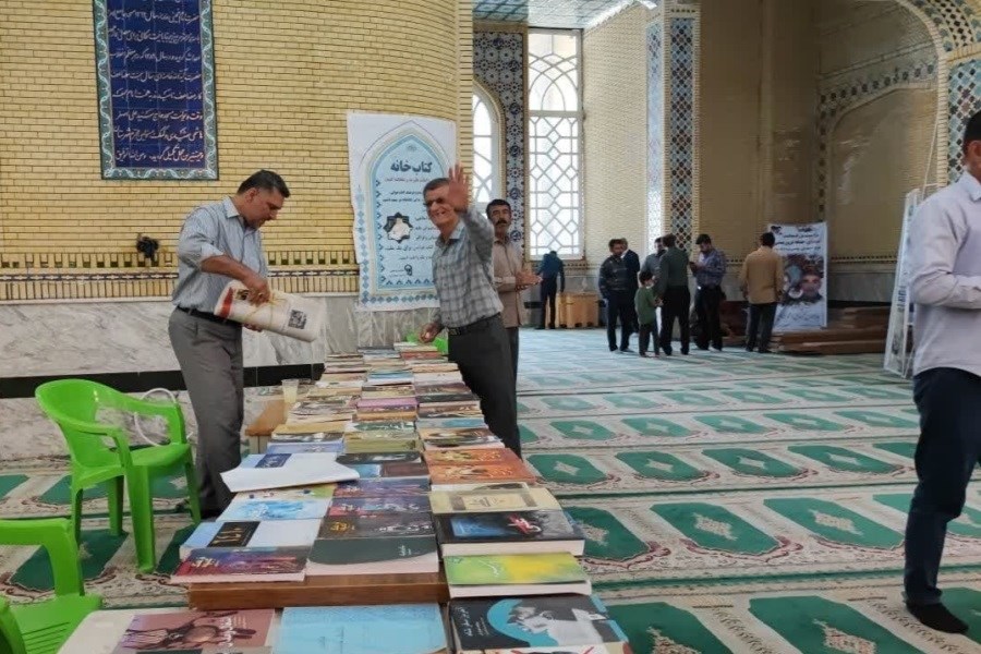 اعلام انزجار نمازگزاران لامردی از رژیم اشغالگر اسرائیل + برپایی نمایشگاه کتاب